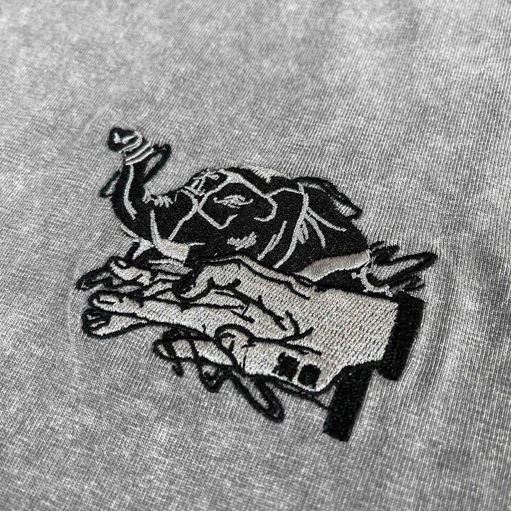 Max Elephant Embroidery T-shirt